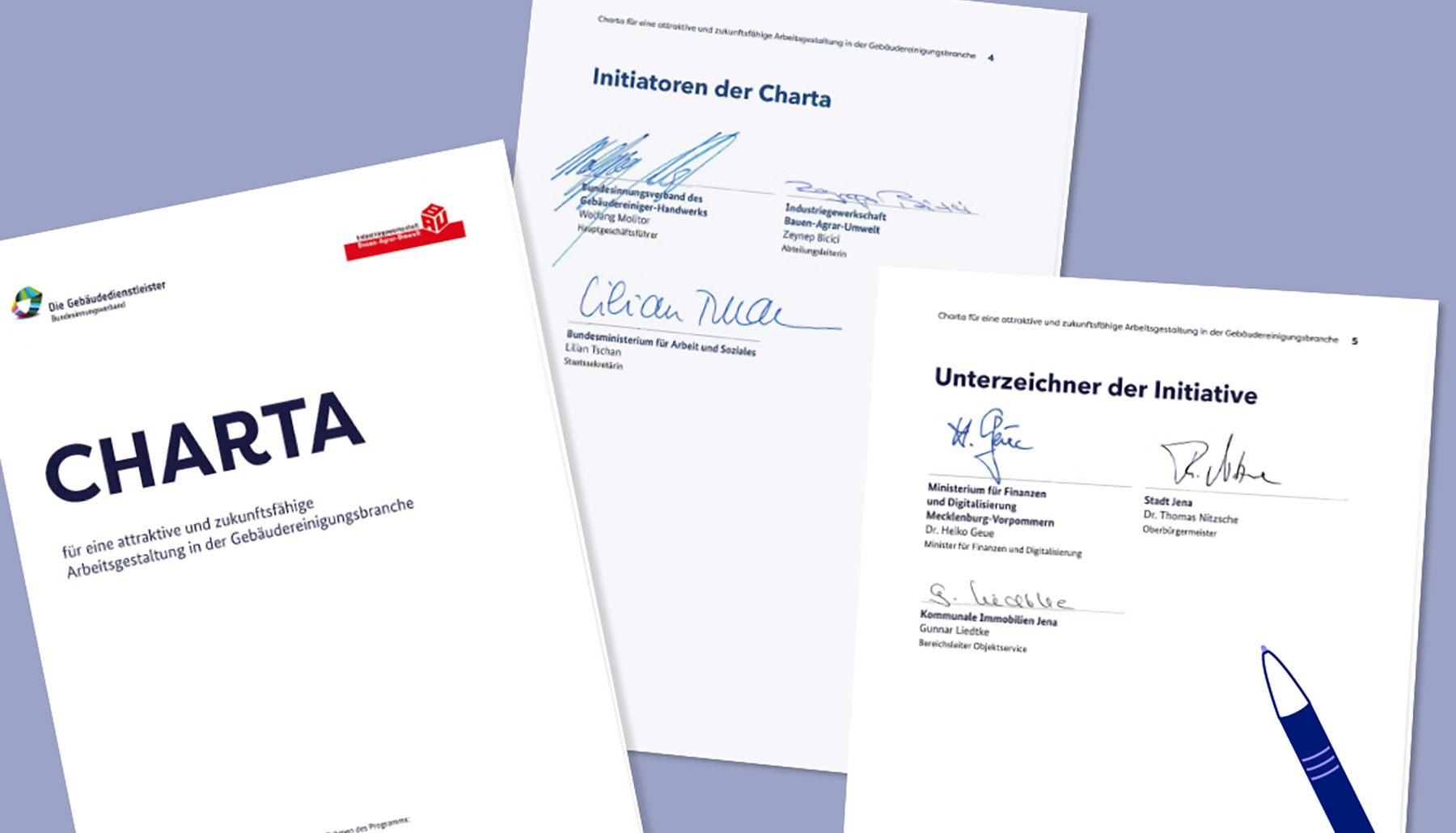 Drei nebeneinanderliegende Ausdrucke: Links ist das Deckblatt, in der Mitte die Signaturen der Initiator*innen und rechts die Signaturen der Erstunterzeichnenden. zeigt die Unterschriftenseite der Initiator*innen. 